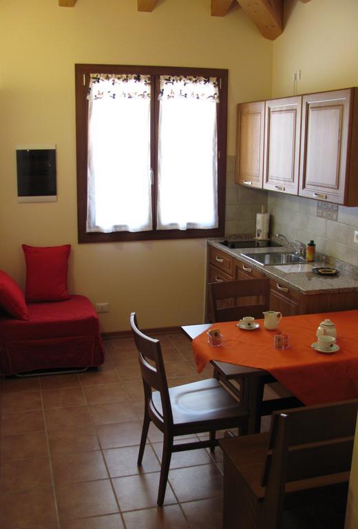 Agriturismo Ai Laghi Pocenia Værelse billede