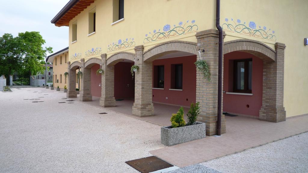 Agriturismo Ai Laghi Pocenia Eksteriør billede