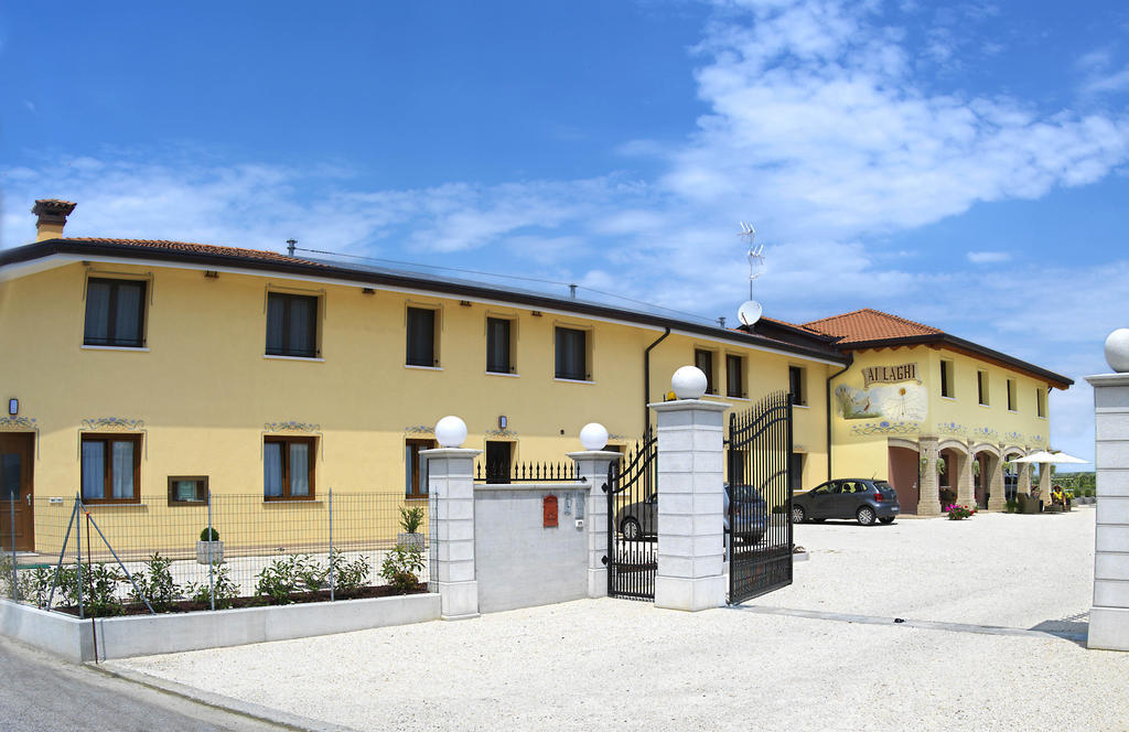 Agriturismo Ai Laghi Pocenia Eksteriør billede